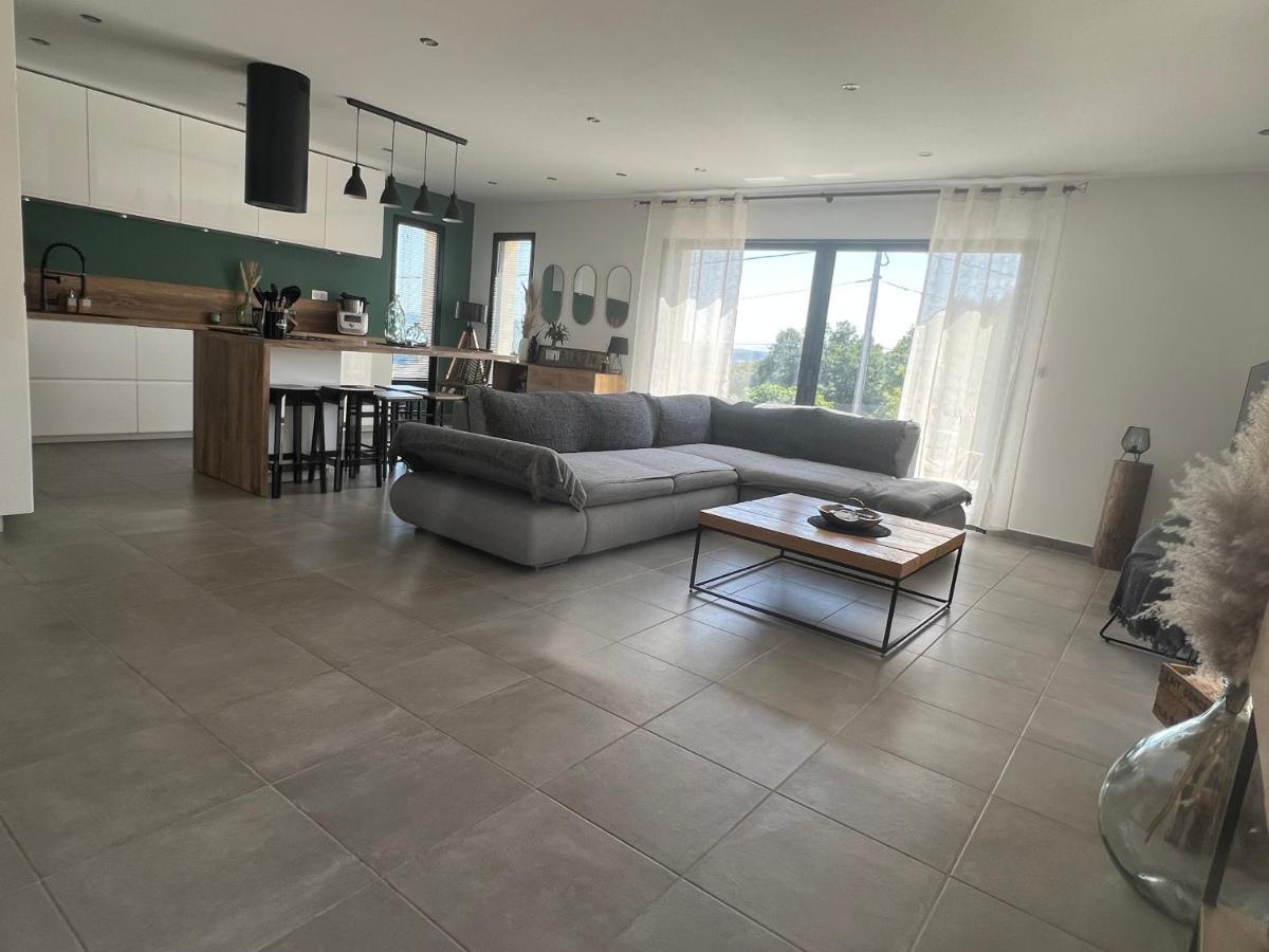 Agreable Villa Recente Au Coeur D'Un Charmant Petit Village Sernhac ภายนอก รูปภาพ