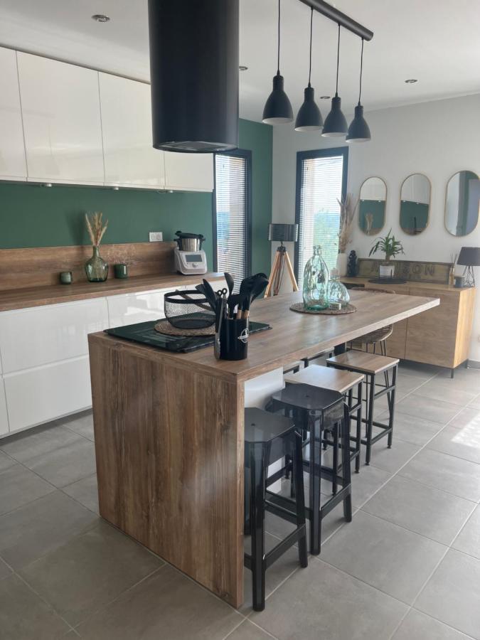 Agreable Villa Recente Au Coeur D'Un Charmant Petit Village Sernhac ภายนอก รูปภาพ